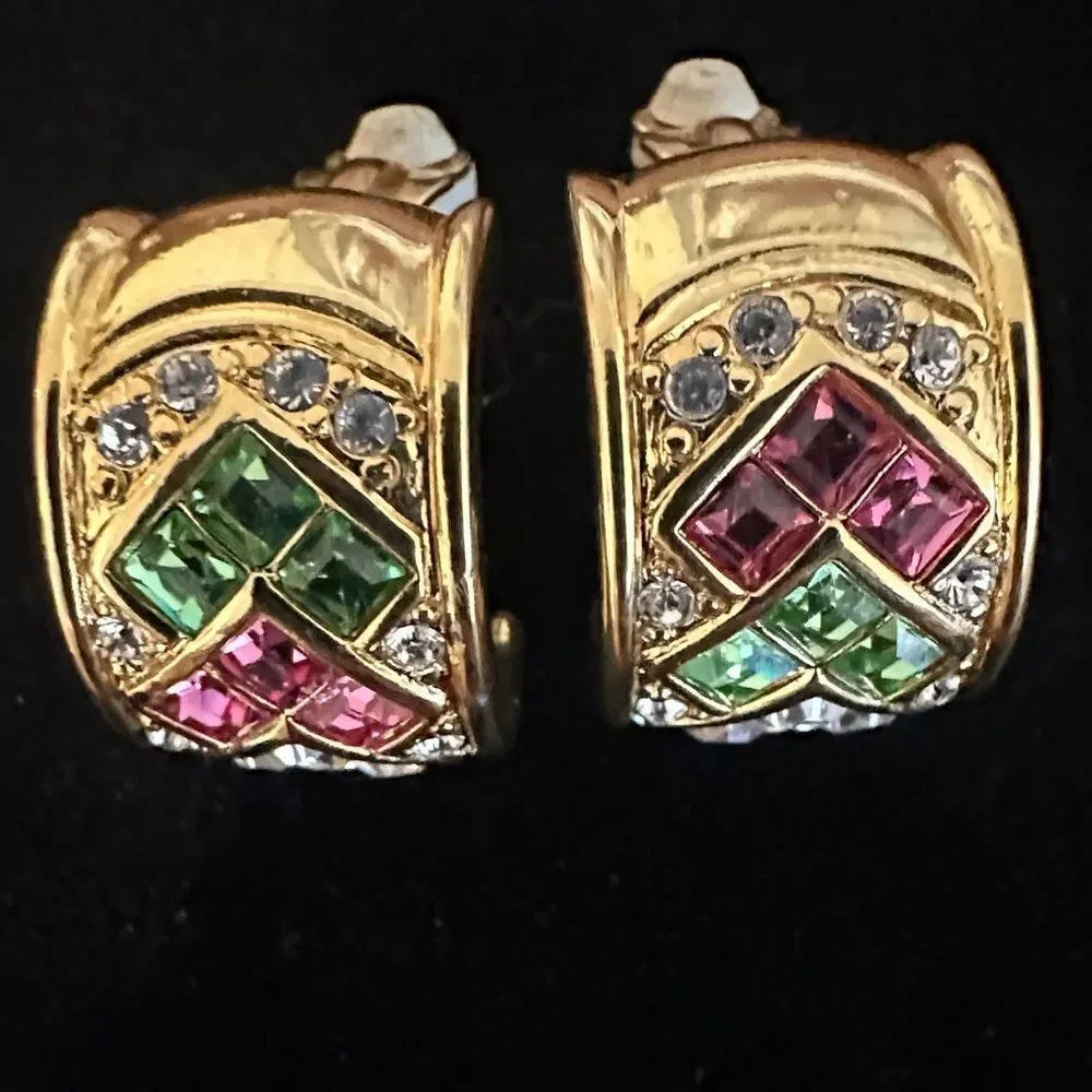 Joan Rivers stunning these